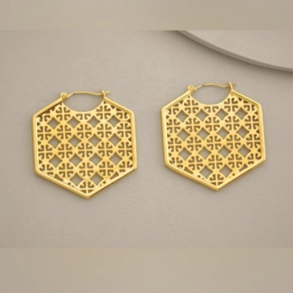 Tory Burch Dainty Gold Plated Hexagon Logo  EARRINGS - Picture 2 of 2